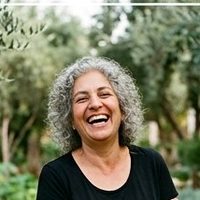 נופר הררי